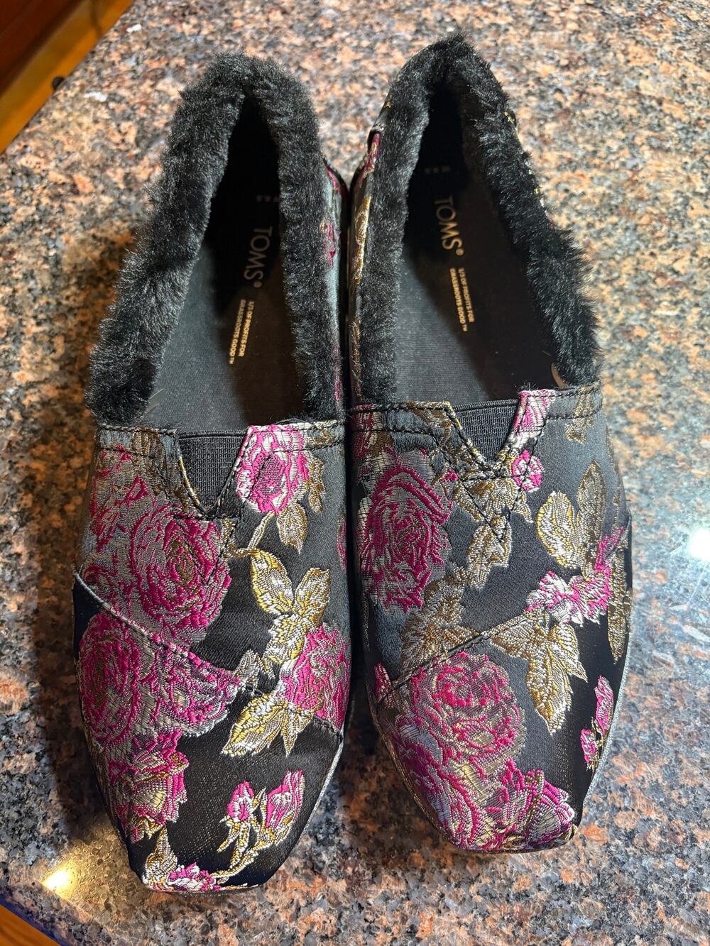 TOMS Floral Brocade Faux Fur Lined Slip-Ons Alpargata Size 8.5 NWOT